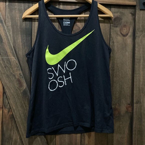 Nike Top, size Large but fits more as Medium - Picture 1 of 4